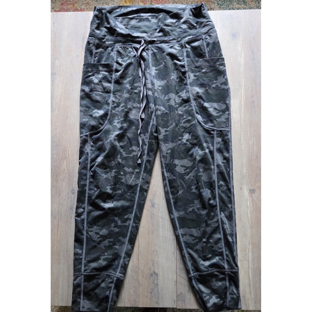 Fabletics Powerhold Camo Leggings Women's Medium Black Gray Gym Running Hiking